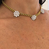 Choker Tre fiori groumette