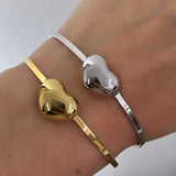 Bracciale rigido cuore bombato